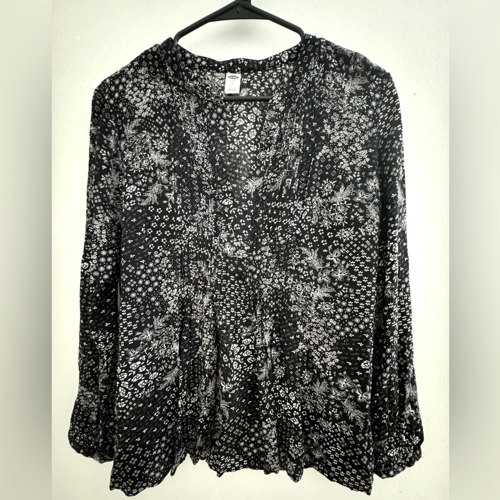 Old Navy floral long sleeves